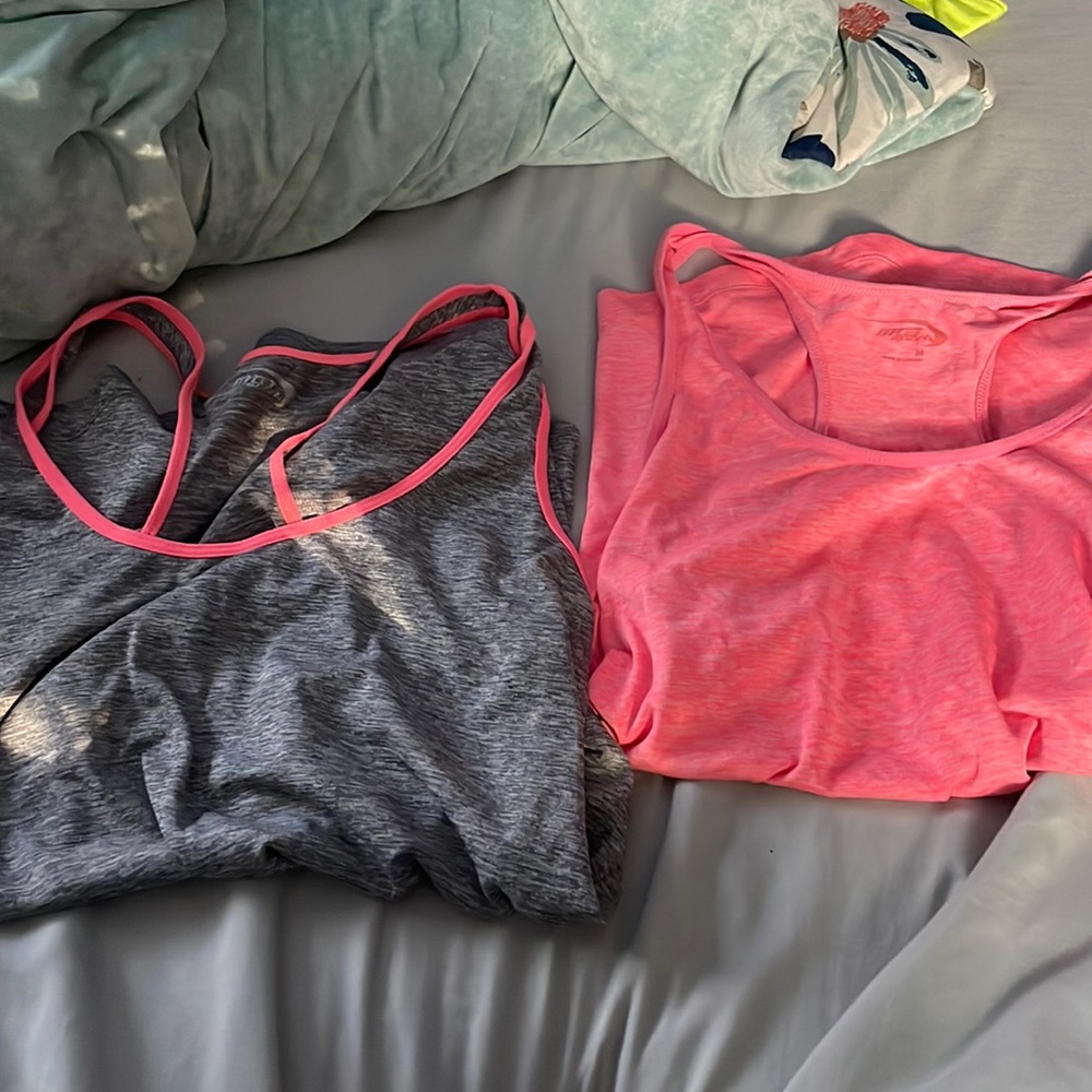 Workout tops